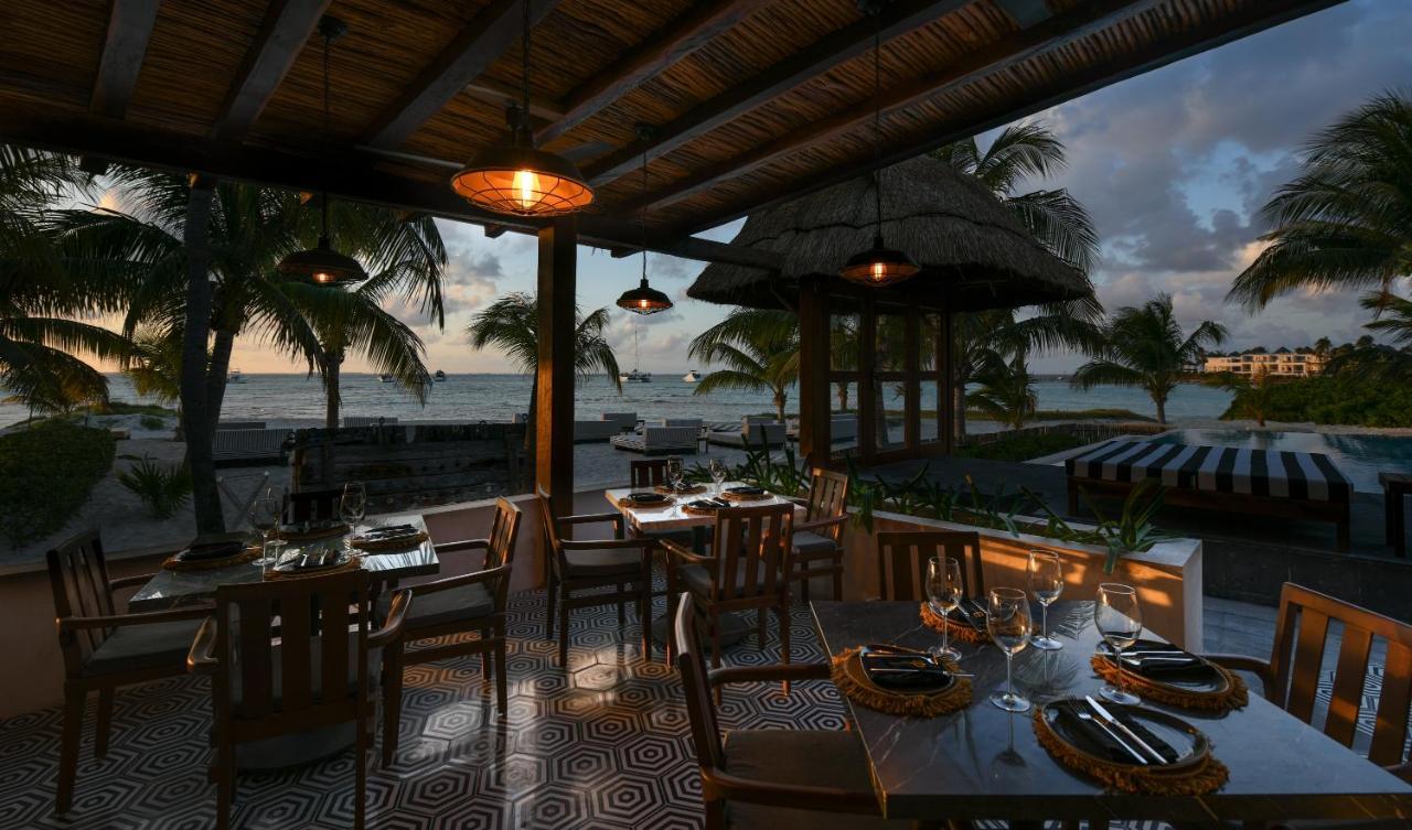 Casa Del Jaguar Beach Hotel Isla Mujeres Exterior photo