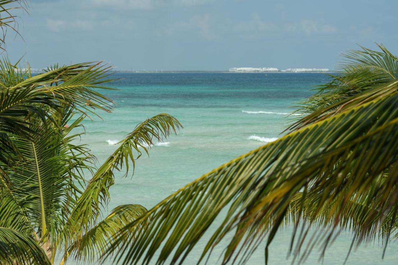 Casa Del Jaguar Beach Hotel Isla Mujeres Exterior photo