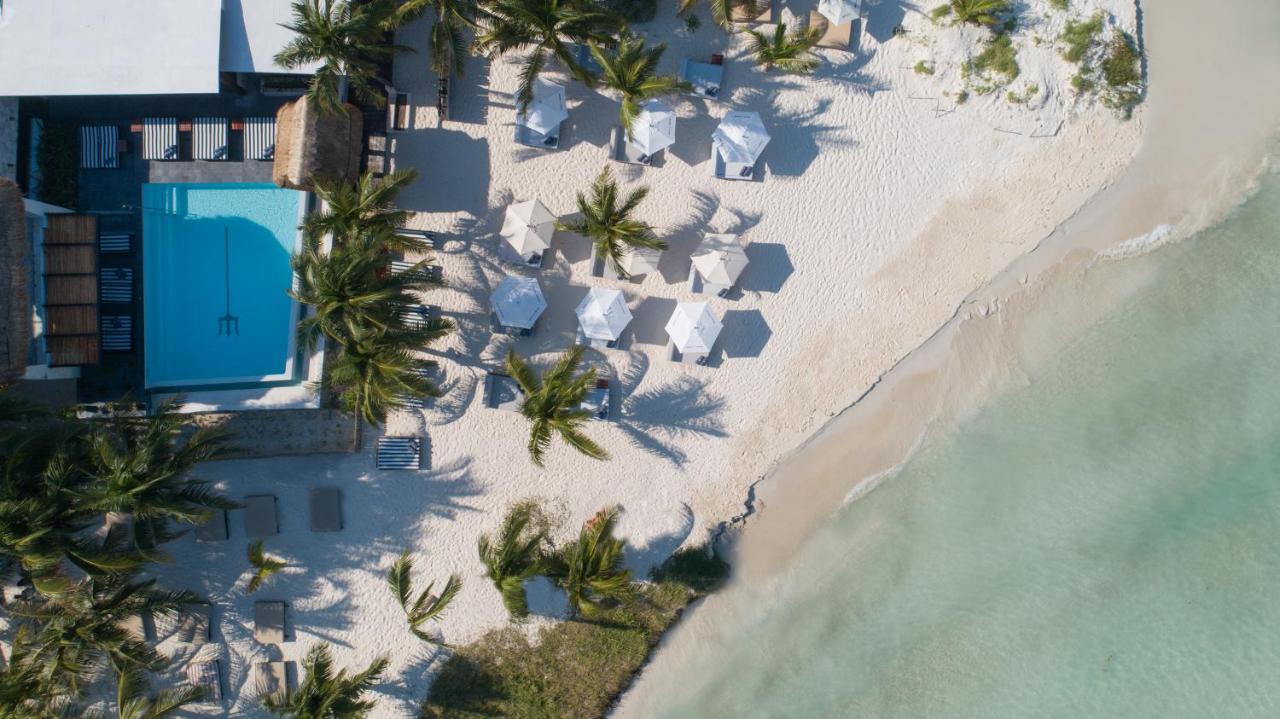 Casa Del Jaguar Beach Hotel Isla Mujeres Exterior photo