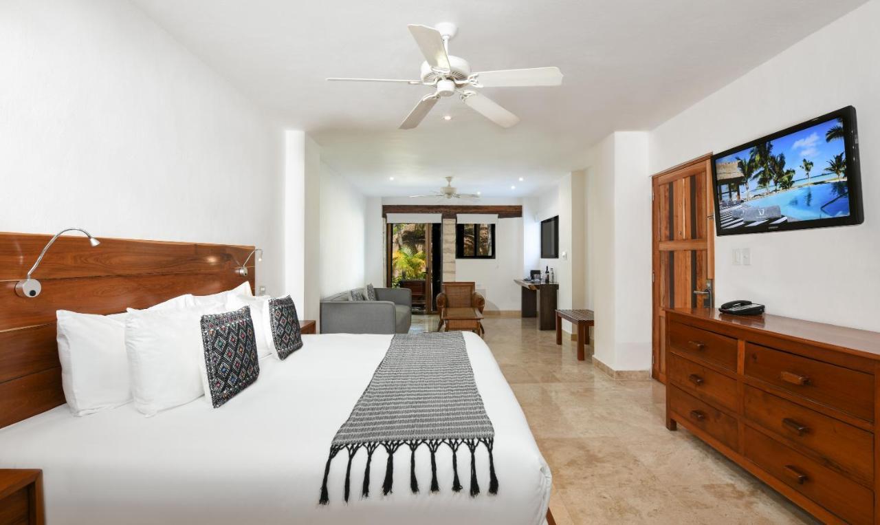 Casa Del Jaguar Beach Hotel Isla Mujeres Exterior photo